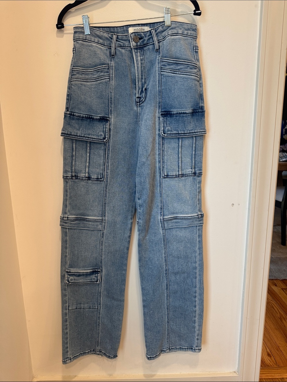 HIDDEN Jeans Distressed Cargo Straight Leg Denim – Size 29